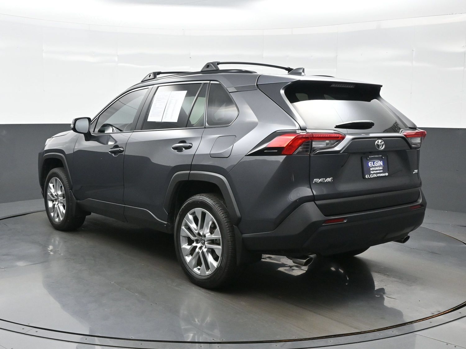 Used 2025 Toyota RAV4 XLE Premium w/ Weather Package FWD image 4