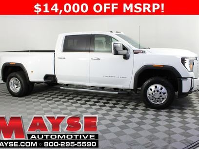 New 2026 GMC Sierra 3500 Denali w/ Denali Reserve Package