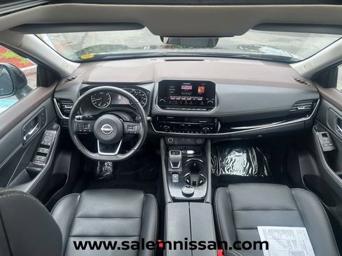 Used 2023 Nissan Rogue SL w/ SL Premium Package AWD/4WD image 18