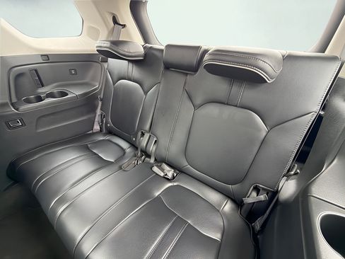 Used 2024 Honda Pilot Elite image 21