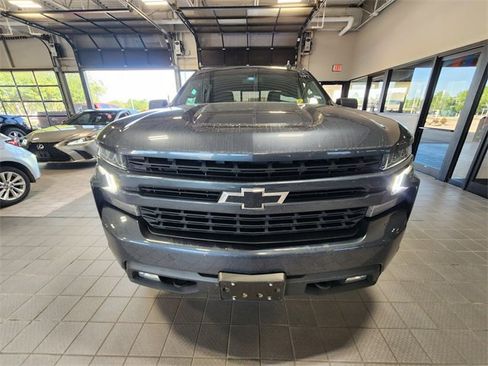 Used 2021 Chevrolet Silverado 1500 RST AWD/4WD image 2