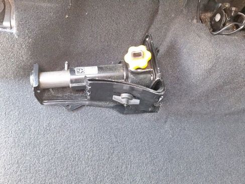 Used 2025 Chevrolet Silverado 1500 LT image 26