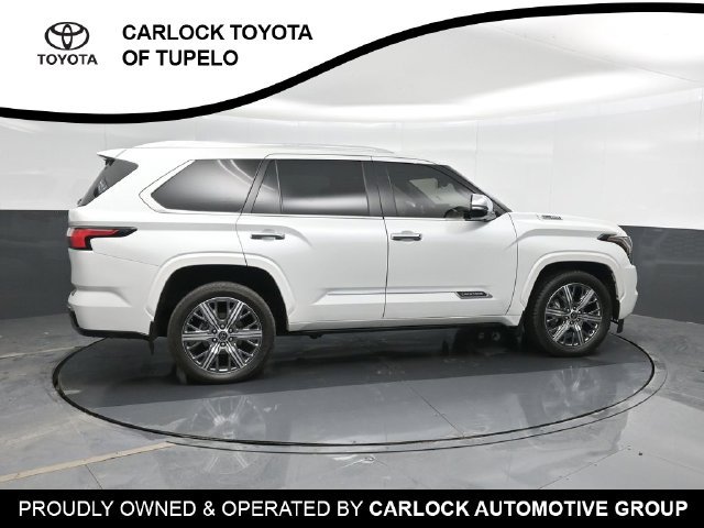 Used 2024 Toyota Sequoia Capstone AWD/4WD image 4