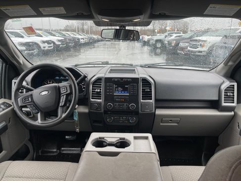 Used 2016 Ford F150 XLT image 15