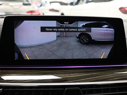 Used 2018 BMW 540i RWD image 40