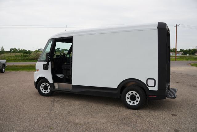 Used 2024 Chevrolet Brightdrop 400 w/ Commercial Equipment Package AWD/4WD image 9