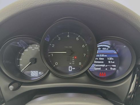 Certified 2026 Porsche Macan AWD/4WD image 16