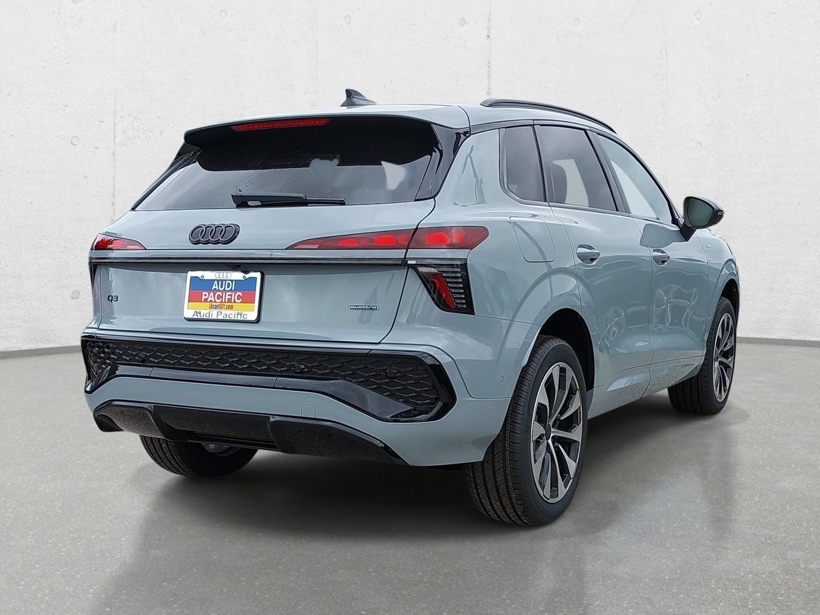 New 2026 Audi Q3 quattro 2.0T AWD/4WD image 5
