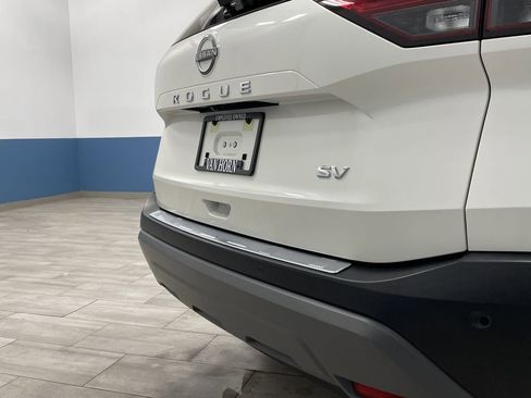 Used 2023 Nissan Rogue SV w/ SV Premium B Package image 33