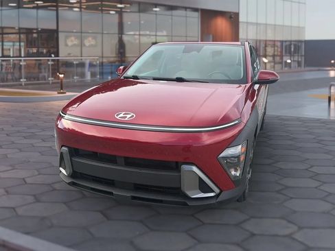Used 2024 Hyundai Kona SEL w/ Convenience Package FWD image 22