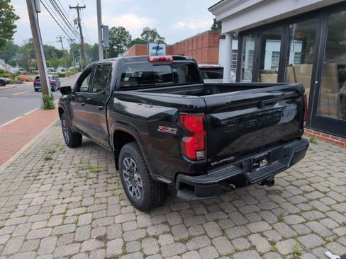 New 2025 Chevrolet Colorado Z71 w/ Technology Package image 11