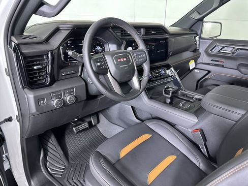 New 2026 GMC Sierra 1500 AT4 w/ AT4 Premium Package AWD/4WD image 11