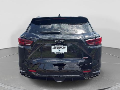 Used 2025 Chevrolet Blazer RS w/ Driver Confidence II Package FWD image 4