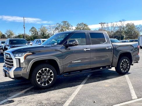 Used 2025 Toyota Tundra Limited image 12