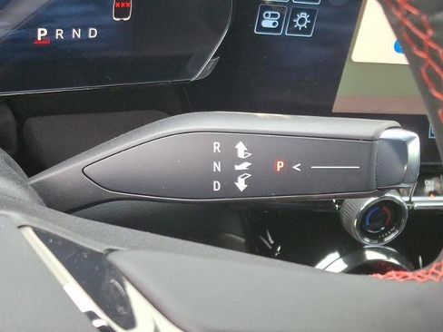 New 2025 Chevrolet Blazer EV RS image 7