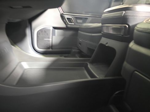 Used 2022 Rivian R1S Launch Edition image 32