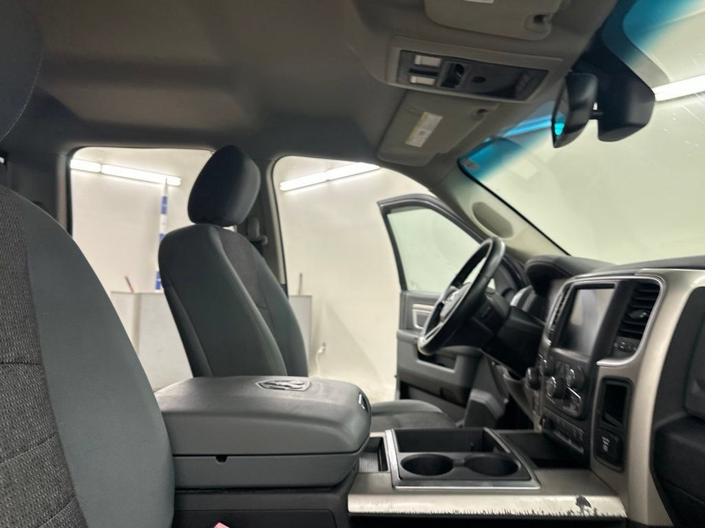 Used 2015 RAM 1500 Big Horn AWD/4WD image 24
