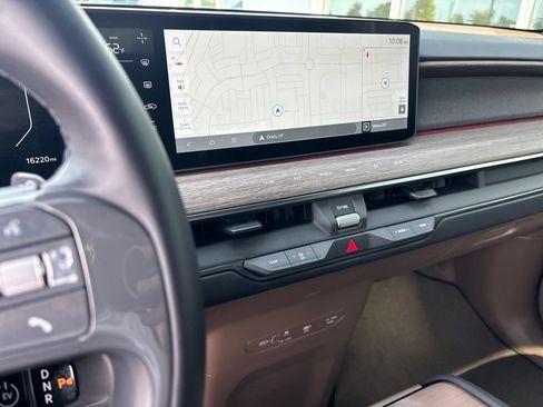 Certified 2024 Kia EV9 Land AWD/4WD image 12