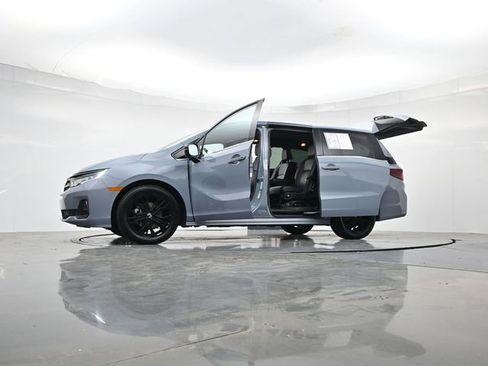 Used 2025 Honda Odyssey Sport-L image 53