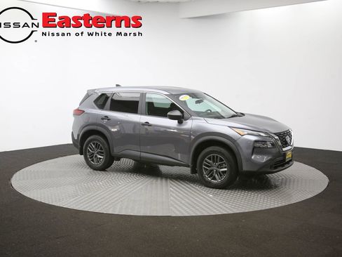 Used 2023 Nissan Rogue S image 86