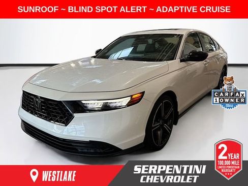 Used 2023 Honda Accord Sport image 1