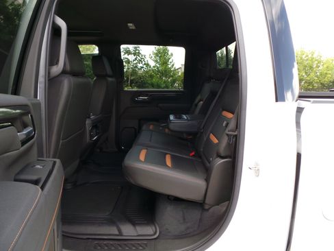 Used 2024 GMC Sierra 2500 AT4 w/ AT4 Premium Plus Package AWD/4WD image 39