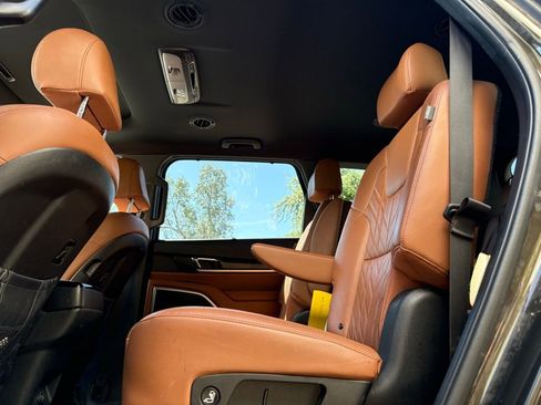 Used 2024 Kia Telluride EX X-Line image 12