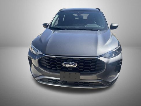 Used 2023 Ford Escape ST-Line w/ Tech Pack #1 image 2