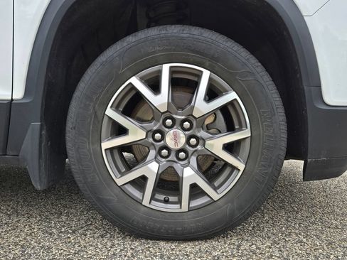 Used 2020 GMC Acadia SLE w/ Driver Convenience Package AWD/4WD image 10