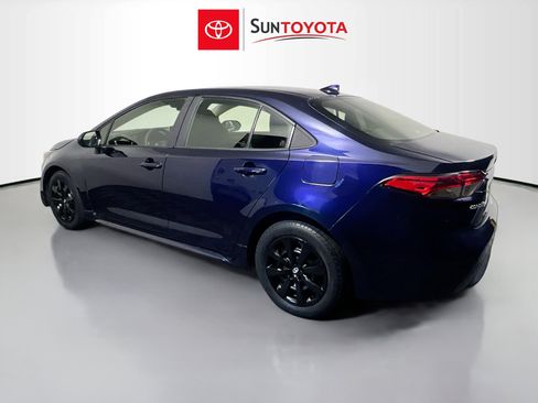 Used 2020 Toyota Corolla LE FWD image 6