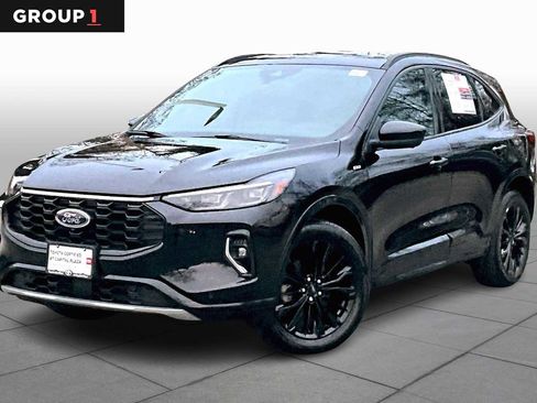 Used 2023 Ford Escape ST-Line Elite image 1