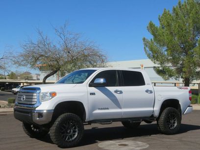 Used 2017 Toyota Tundra Limited w/ Limited Premium Package