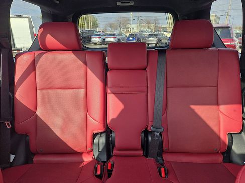 Used 2023 Lexus GX 460 Premium w/ Premium Plus Package image 13