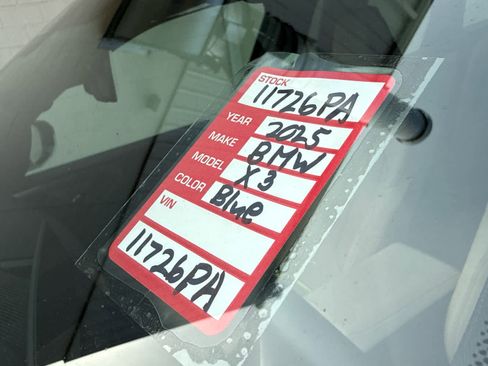 Certified 2025 BMW X3 xDrive30i w/ Premium Package image 19