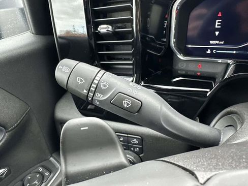 Used 2025 Chevrolet Silverado 1500 High Country w/ High Country Premium Package image 39