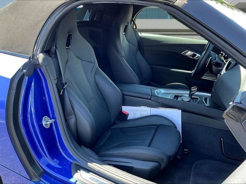 Used 2026 BMW Z4 M40i RWD image 25