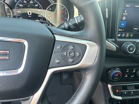 Used 2024 GMC Terrain Denali w/ Denali Premium Package AWD/4WD image 11