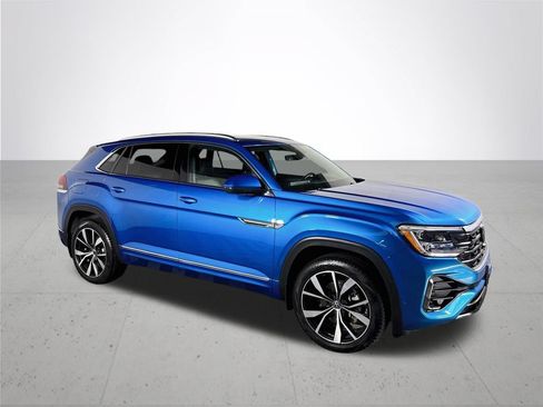 Used 2024 Volkswagen Atlas Cross Sport SEL Premium R-Line AWD/4WD image 4