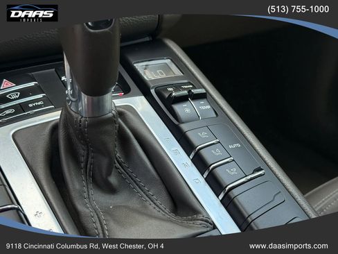 Used 2018 Porsche Macan AWD/4WD image 45