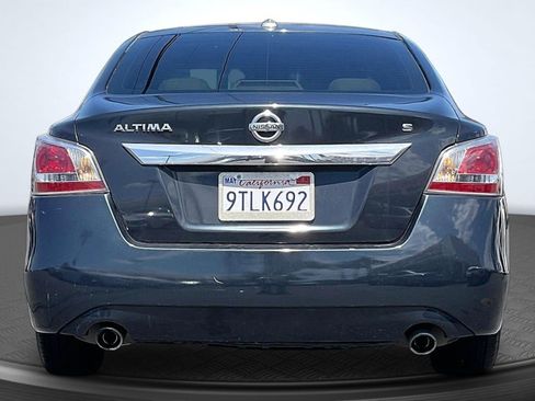 Used 2015 Nissan Altima 2.5 S w/ Power Driver Seat Package FWD image 4