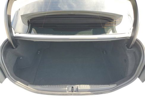 Used 2024 Alfa Romeo Giulia Veloce image 8