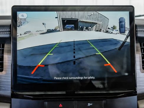 Used 2022 Ford Expedition Max Limited image 20