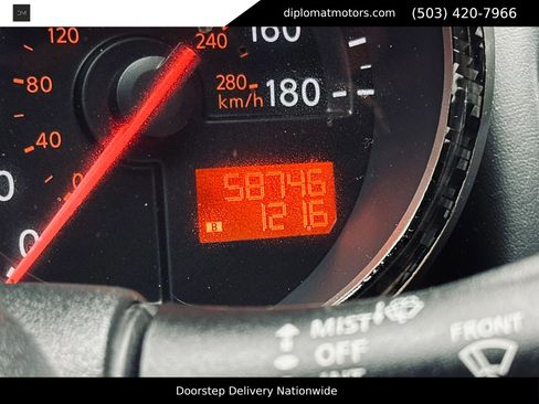 Used 2016 Nissan 370Z Coupe RWD image 27