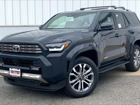 New 2025 Toyota 4Runner Limited image 2