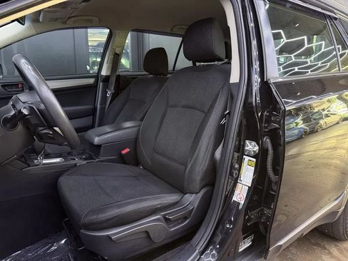 Used 2018 Subaru Outback 2.5i AWD/4WD image 25