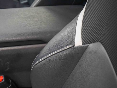 Used 2025 Toyota Camry SE w/ Multimedia Upgrade Package image 20