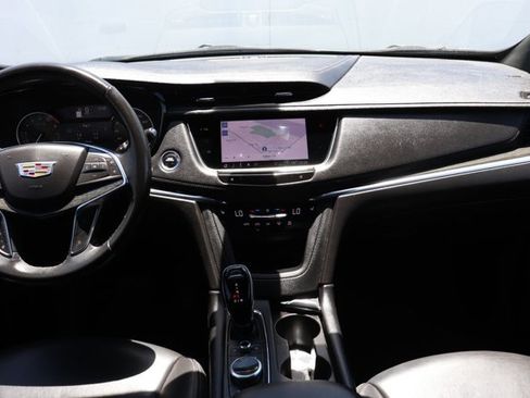 Used 2023 Cadillac XT5 Premium Luxury FWD image 13