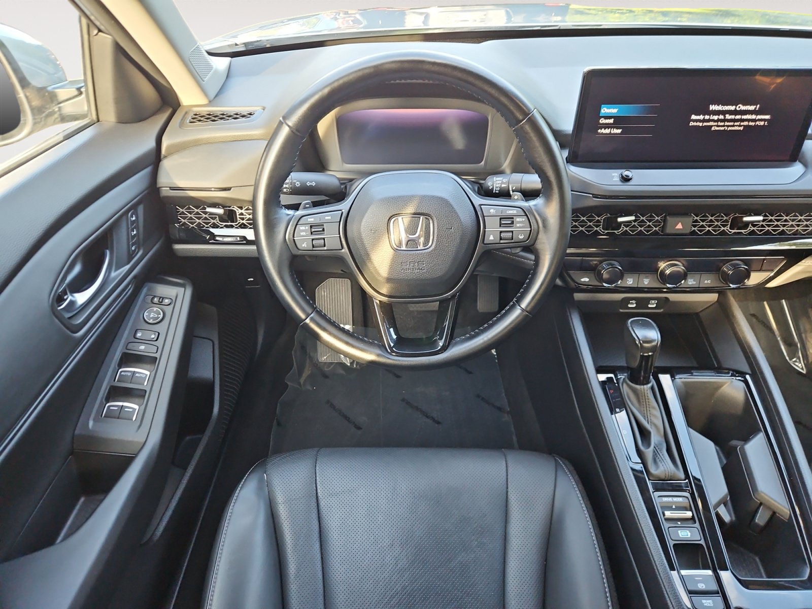 Used 2023 Honda Accord EX-L image 10