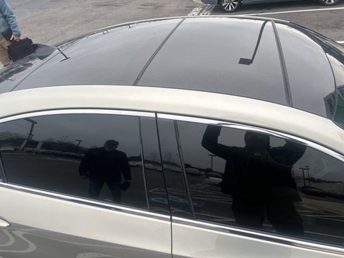 Used 2019 Lexus ES 350 Ultra Luxury w/ Accessory Package 2 image 5