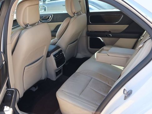 Used 2017 Lincoln Continental Select FWD image 20